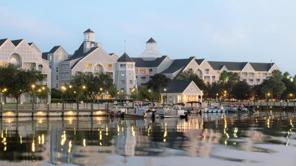 Disney'S Yacht Club Resort Λίμνη Μπουένα Βίστα Εξωτερικό φωτογραφία